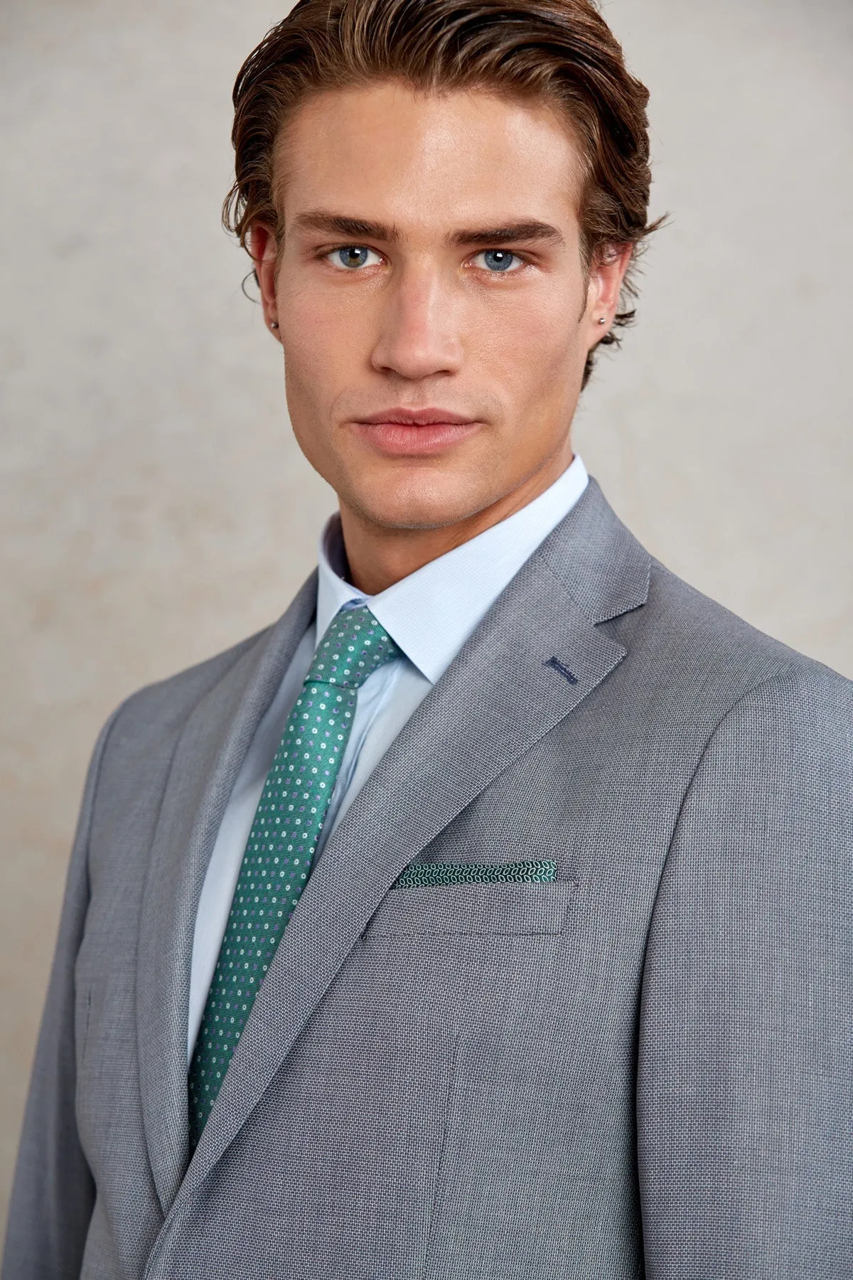 Comfort Fit Notch Lapel Gray Wool Blend Classic Suit