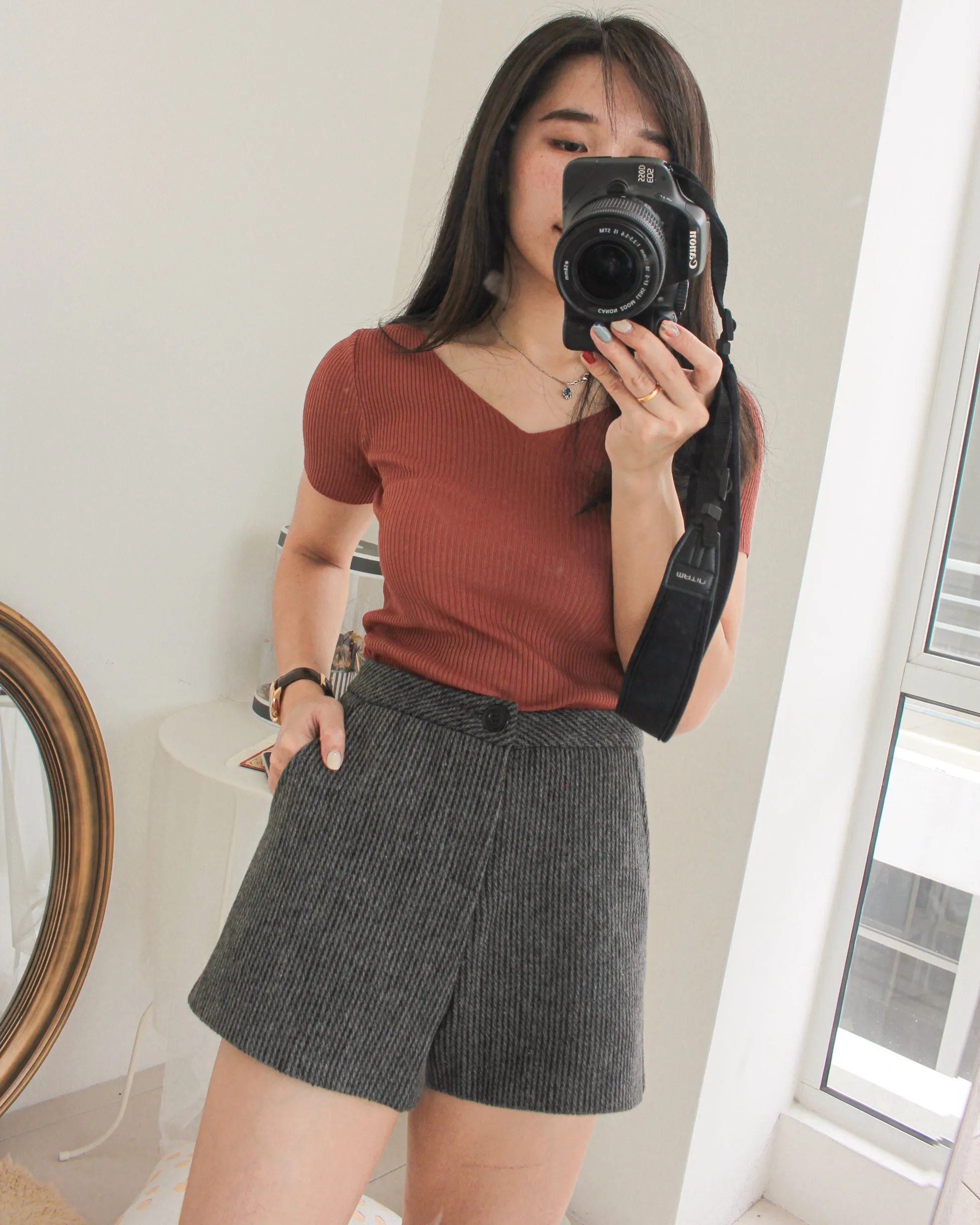 Ribbed V Neck Top