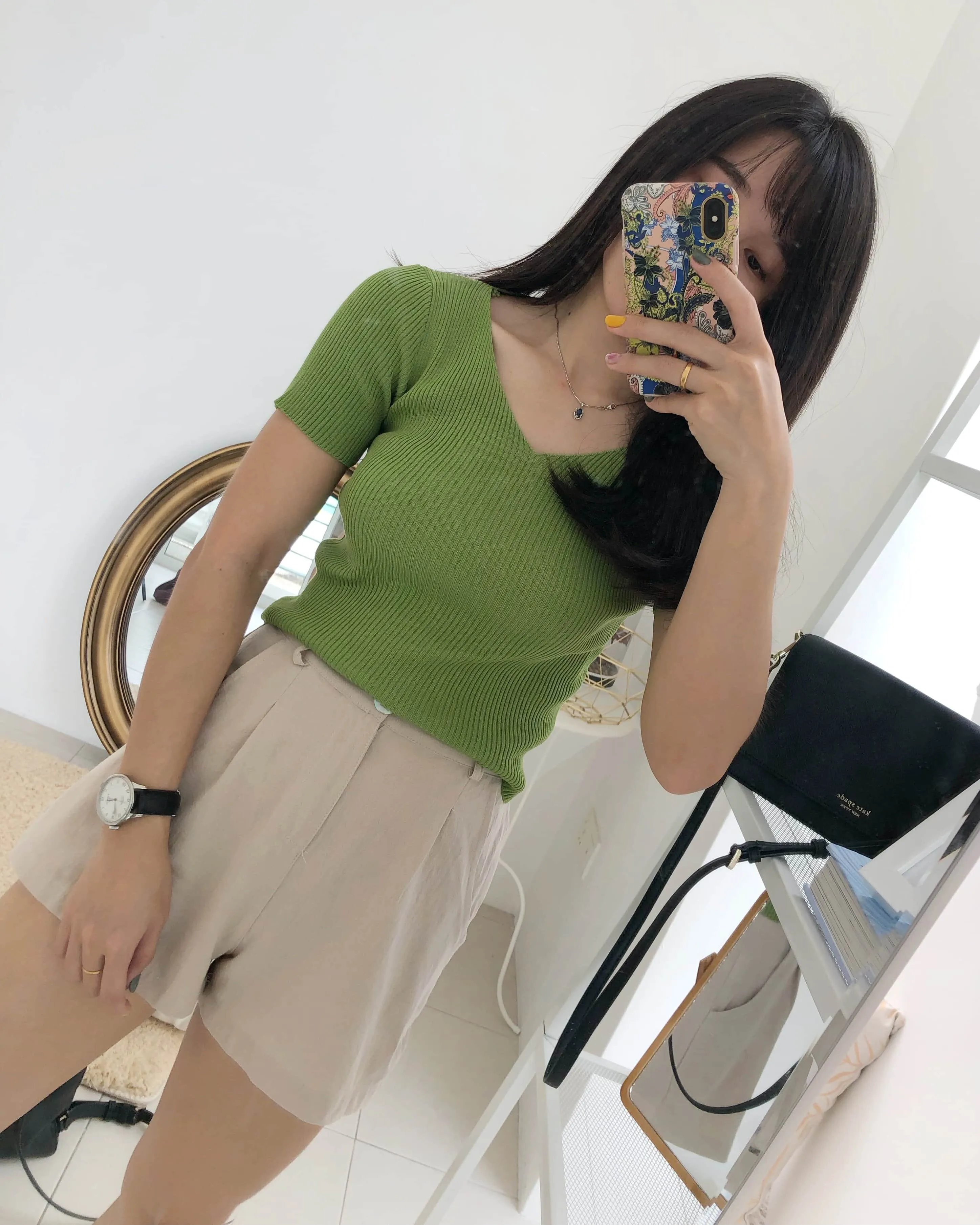 Ribbed V Neck Top